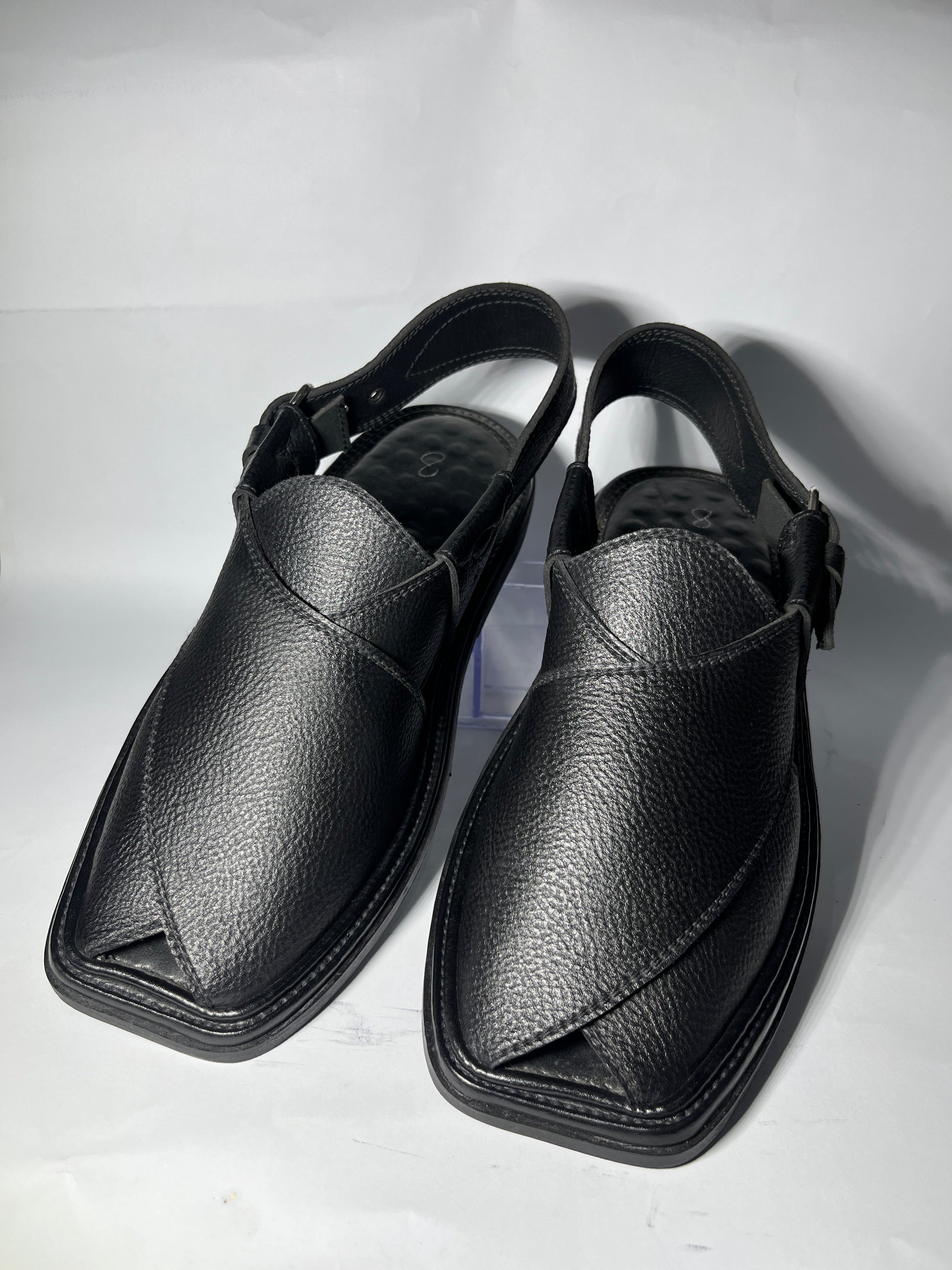 Kaptaan Black Peshawari Chappal - Side View